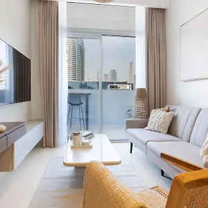 5-star Burj Khalifa View In Boho With Pool & Gym! شقة